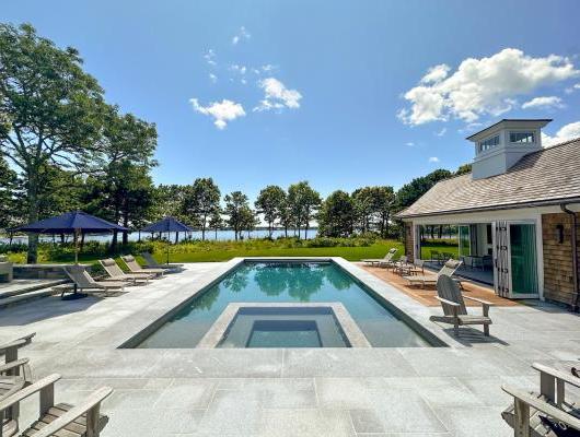 Mulcahy 设计 Group, Pool 设计, Custom Cabana, 角 Cod, Outdoor Living Area